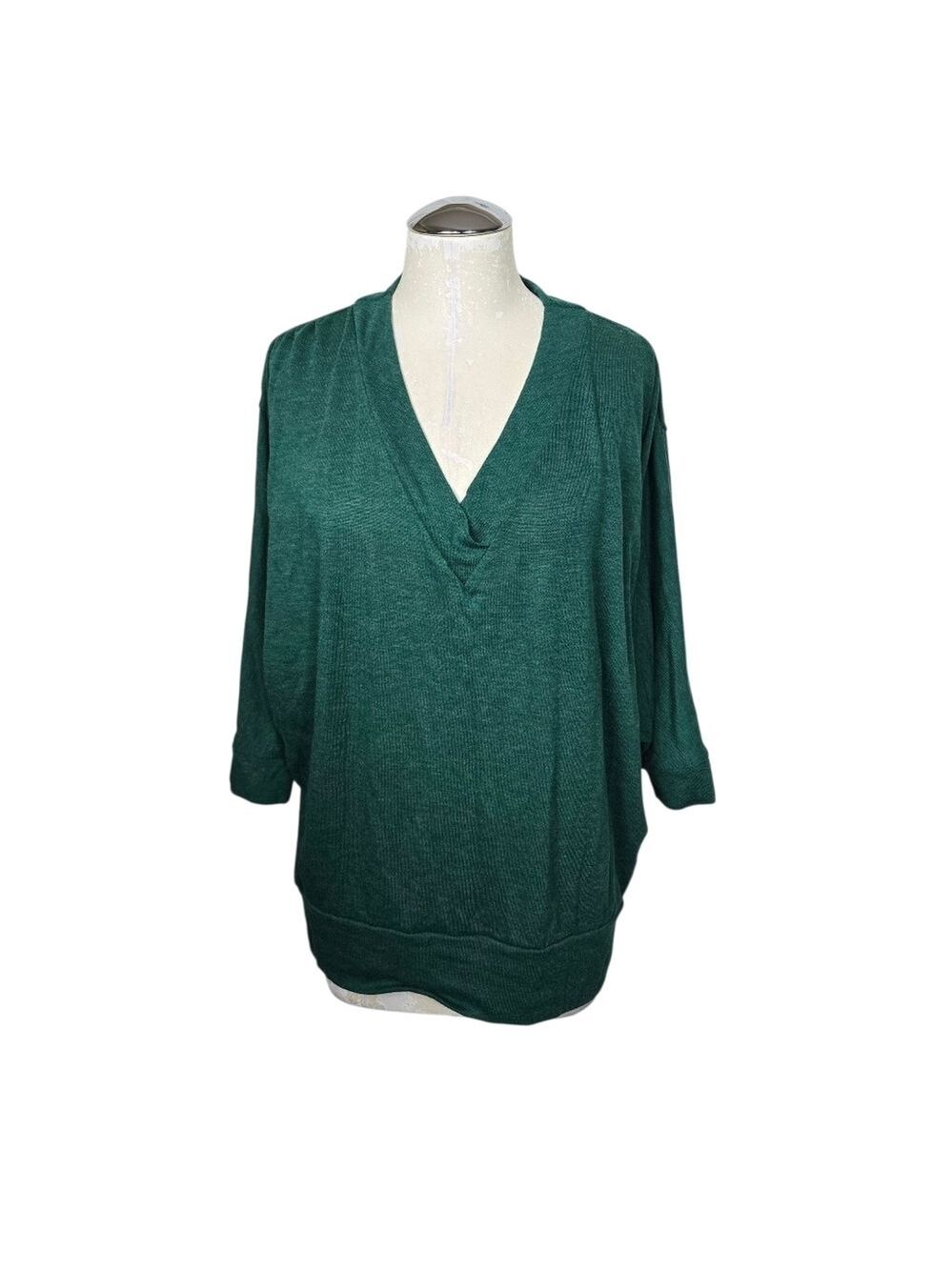 Sweet Pea For New York & Company By Stacy Frati Green V Neck Top L